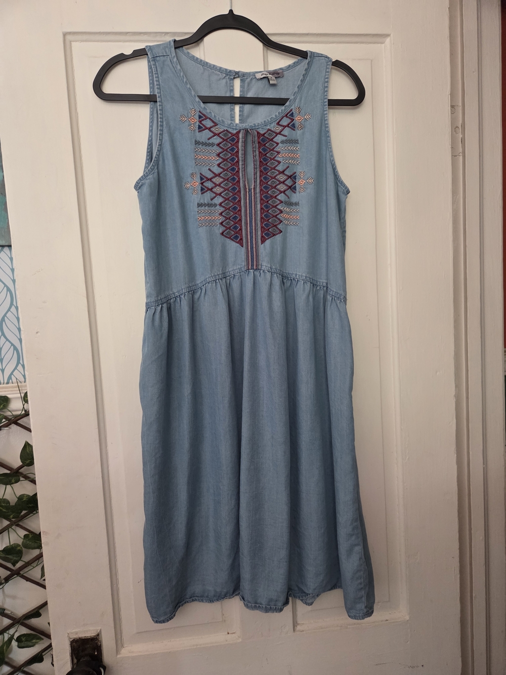 Sleeveless Light Blue Embroidered Midi Dress